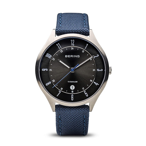Bering Armbanduhr Classic Titan Herren Bering Armbanduhr Classic Titan Herren