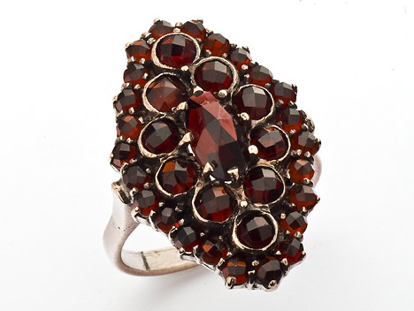 Goettgen Ring Granat 925