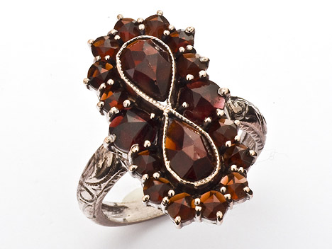 Goettgen Ring Granat 925