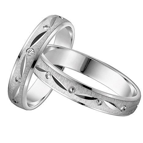 LOVE by Goettgen Trauringe Paar, Weiss 500 Palladium, Eheringe, bei Damenring inkl. 1 Brillant