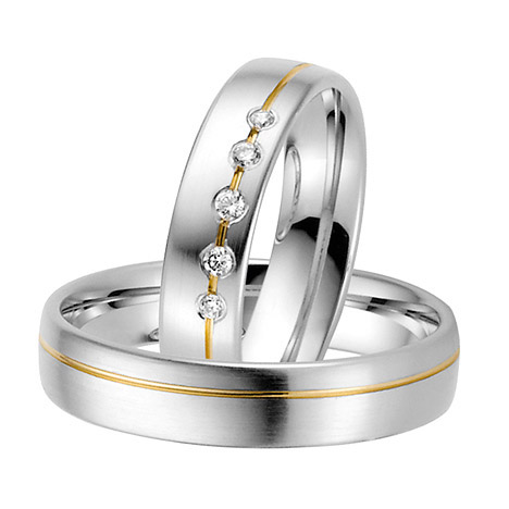 LOVE by Goettgen Trauringe Paar, Weiss/Gelb 333 Gold, Eheringe, bei Damenring inkl. 5 Brillanten