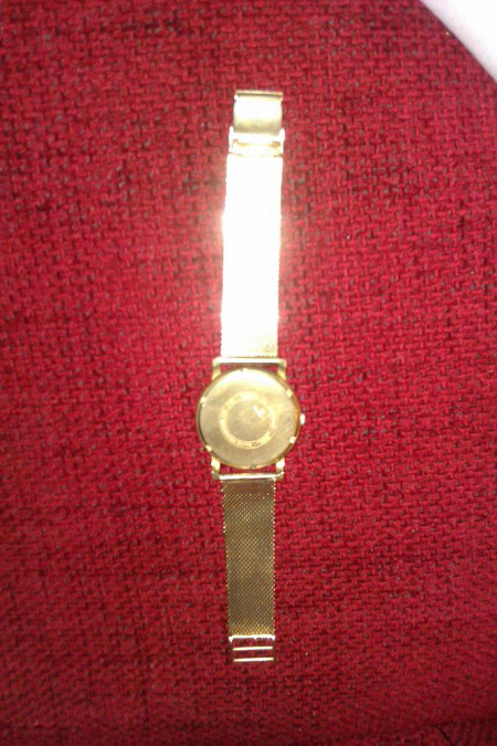 Bulova Gold Uhr hilfe beim sch tzen Schmuckforum Wissen rund