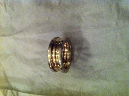 Bulgari Ring B Zero I Weissgold Gold 585 Schmuckforum Wissen Rund Um Schmuck Die steine haben piqué qualität, also nicht die allerbeste, aber das sie man auch am preis. bulgari ring b zero i weissgold gold 585