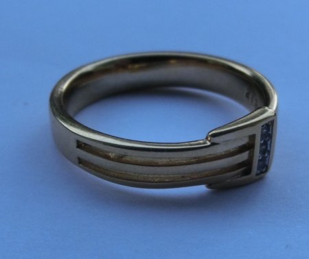 Goldener Ring mit unbekannter Stempelung 12