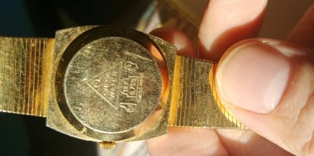 Omega seamaster 18k 0 750 antimagnetic top