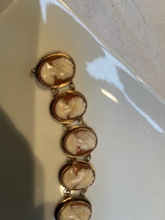 Camee Armband 14 K