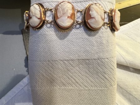 Camee Armband 14 K
