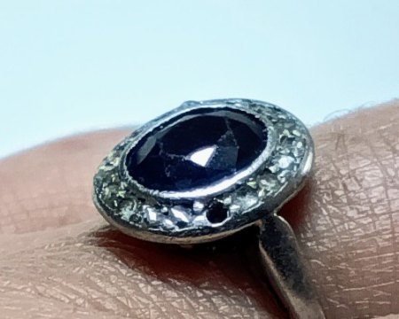 Brosche Nadel ersetzen