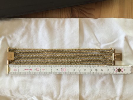 Vintage? Armband von Dior, verkauft sich sowas?