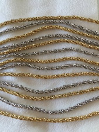 Vintage? Armband von Dior, verkauft sich sowas?