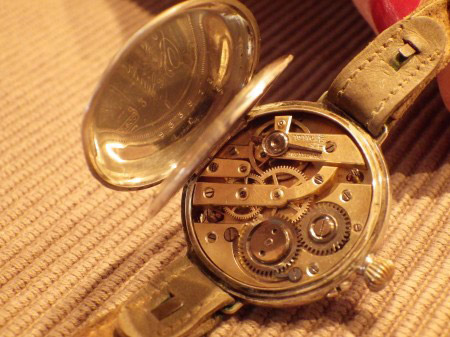 Lenas antike Uhr (9).JPG