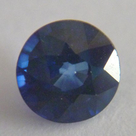 Saphir blau rd. fac. 6,00 mm .JPG