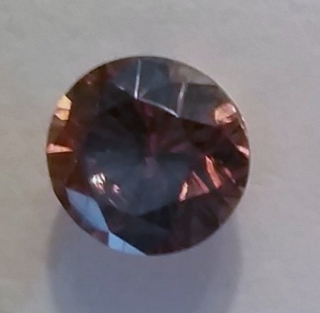 Fancy brauner/Oranger Diamant