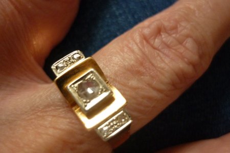 Ring von meiner Oma würde ich gerne verkaufen um ca. 1935