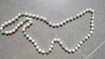 Wert Perlenkette mit Jade