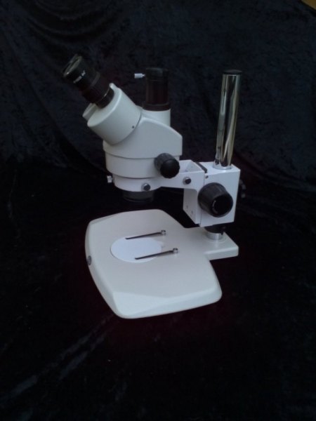 Biete Stereomikroskop/Trinokular