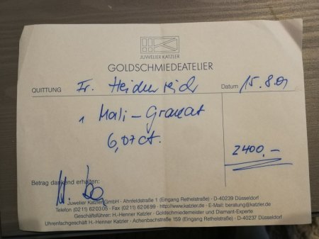 Ich biete einen 750er Goldring mit Mali-Granat 6,07 CT.