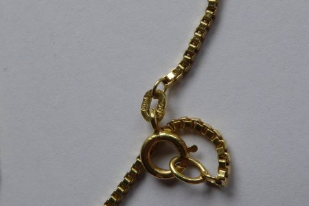 585 Goldkette mit (ausgefallenem?) Anhänger, bewegliche/pendelnde Perlen
