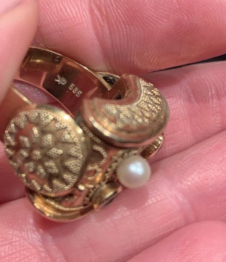 Art Déco Ring mit Perlen, Steinen und Granulation