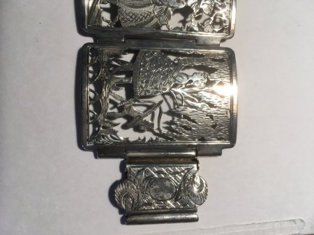 Silbernes Armband - wer kennt diese Art?
