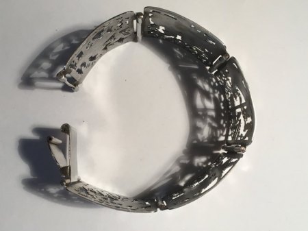 Silbernes Armband - wer kennt diese Art?