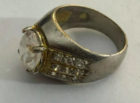 Abgerockter Ring aus Thai