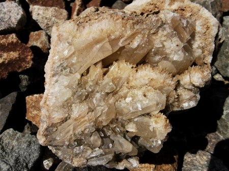 Um welches Mineral oder Gestein handelt es sich