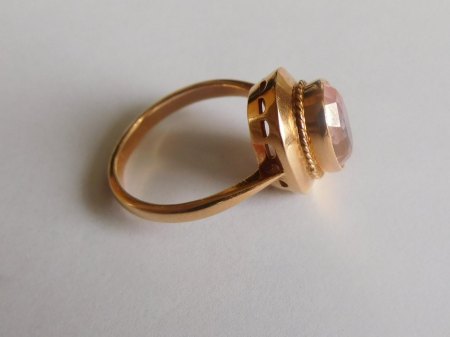 Kann jemand was über diesen Ring sagen ?