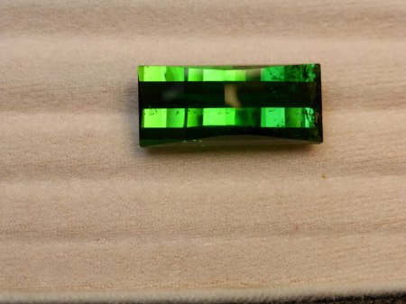 Ein grüner Turmalin von fast 35 ct und guter Farbe