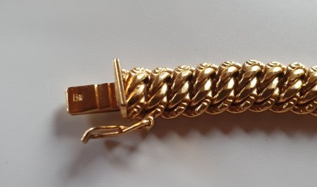 Hilfe bei Punze / Stempel auf Gold Armband