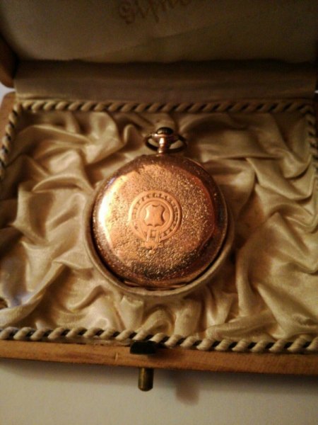 Damen-Taschenuhr aus 585 Gold; Wertschätzung und Herkunft?
