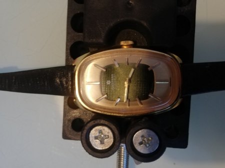 Junghans Armbanduhr mit Handaufzug