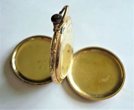 Longines vergoldete Taschenuhr mit doppelseitigem Springdeckel