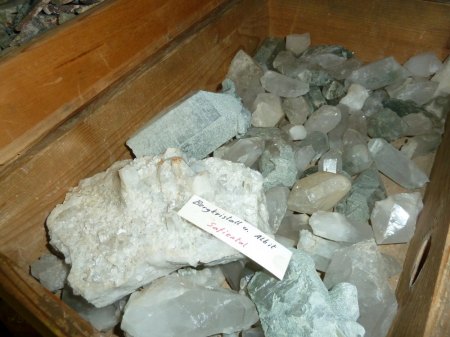 Zu verkaufen grosse Mineralien-Sammlung