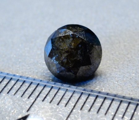 Schwarzer Diamant - 2,25 Carat - aus Goldschmiede zu verkaufen