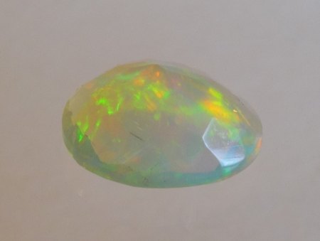 Welo Opal - oval facettiert - 1,07 Carat aus Goldschmiede zu verkaufen (8)