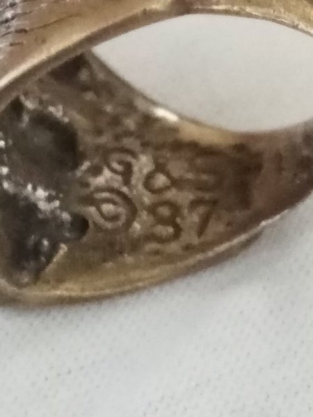 Alter Ring gefunden bei einer haushaltsauflosungg