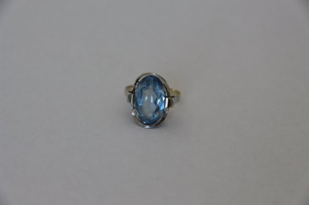 Ring mit blauem Stein - welcher Stein ist das und lohnt sich eine neue Fassung?