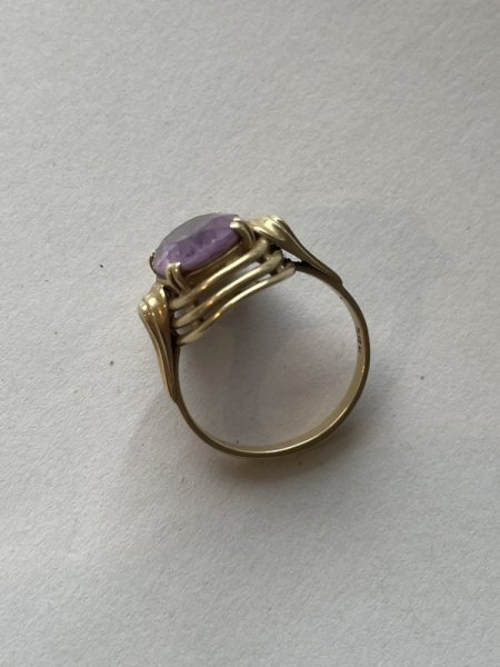 Wie viel ist dieser Amethist Ring wert?