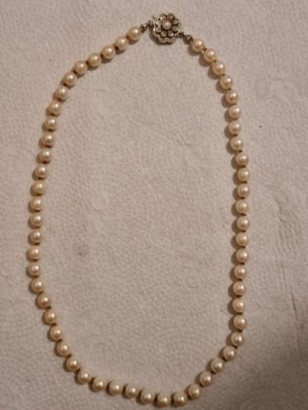 Perlenkette - Weißgold (mit Diamanten am Verschluss)