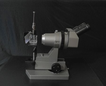 Krüss-Edelsteinmikroskop