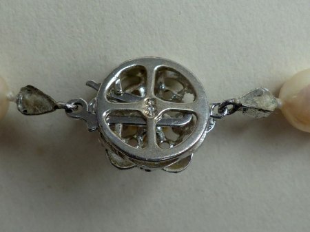 Perlenkette mit Silberverschluss