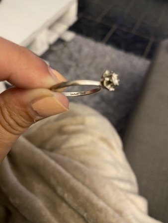 Unbekannte 4stellige Punze auf Diamantring