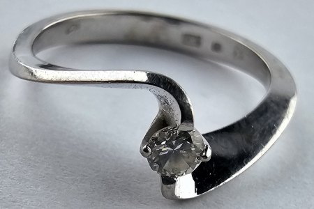 Kleiner Diamant Ring 585 Gold