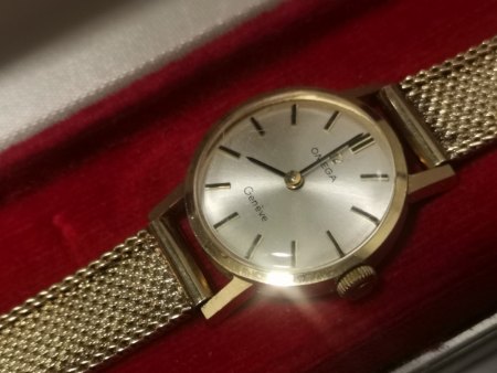 Alte Omega Uhr 585/ 750 Gold Geneve Kaliber620